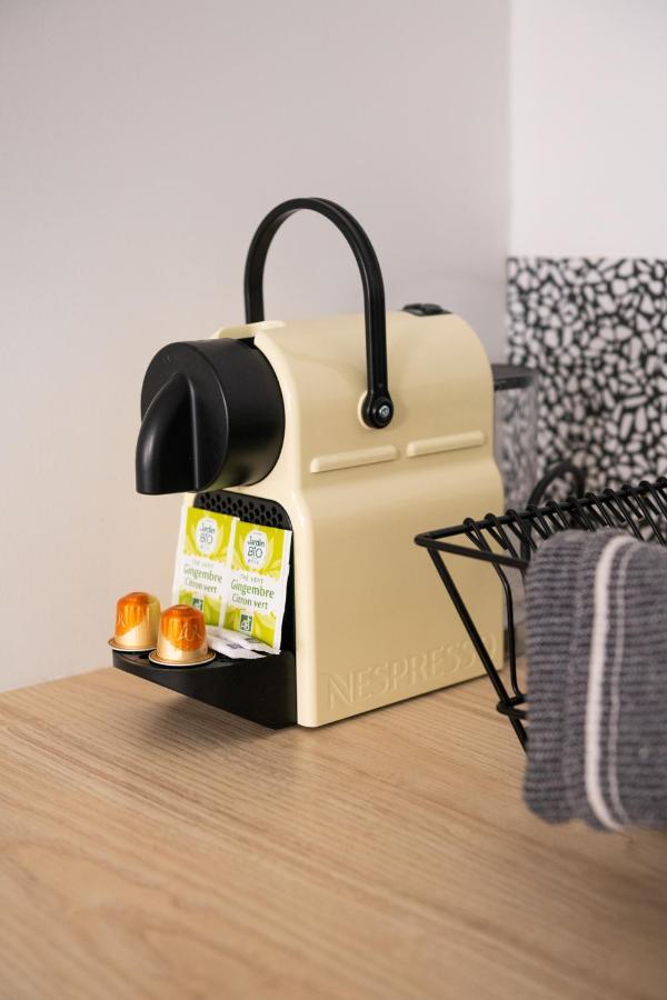 Stylish Duo : T2 Lumineux Au Coeur De Pau Apartment Luaran gambar